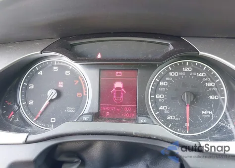 2011 Audi A4 2.0T Premium z USA, uszkodzony, nr VIN WAUAFAFLXBN056864